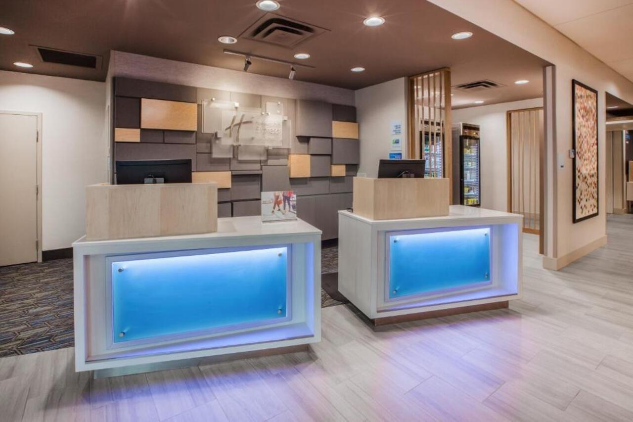 Holiday Inn Express & Suites - Stafford Nw - Sugar Land By Ihg Экстерьер фото