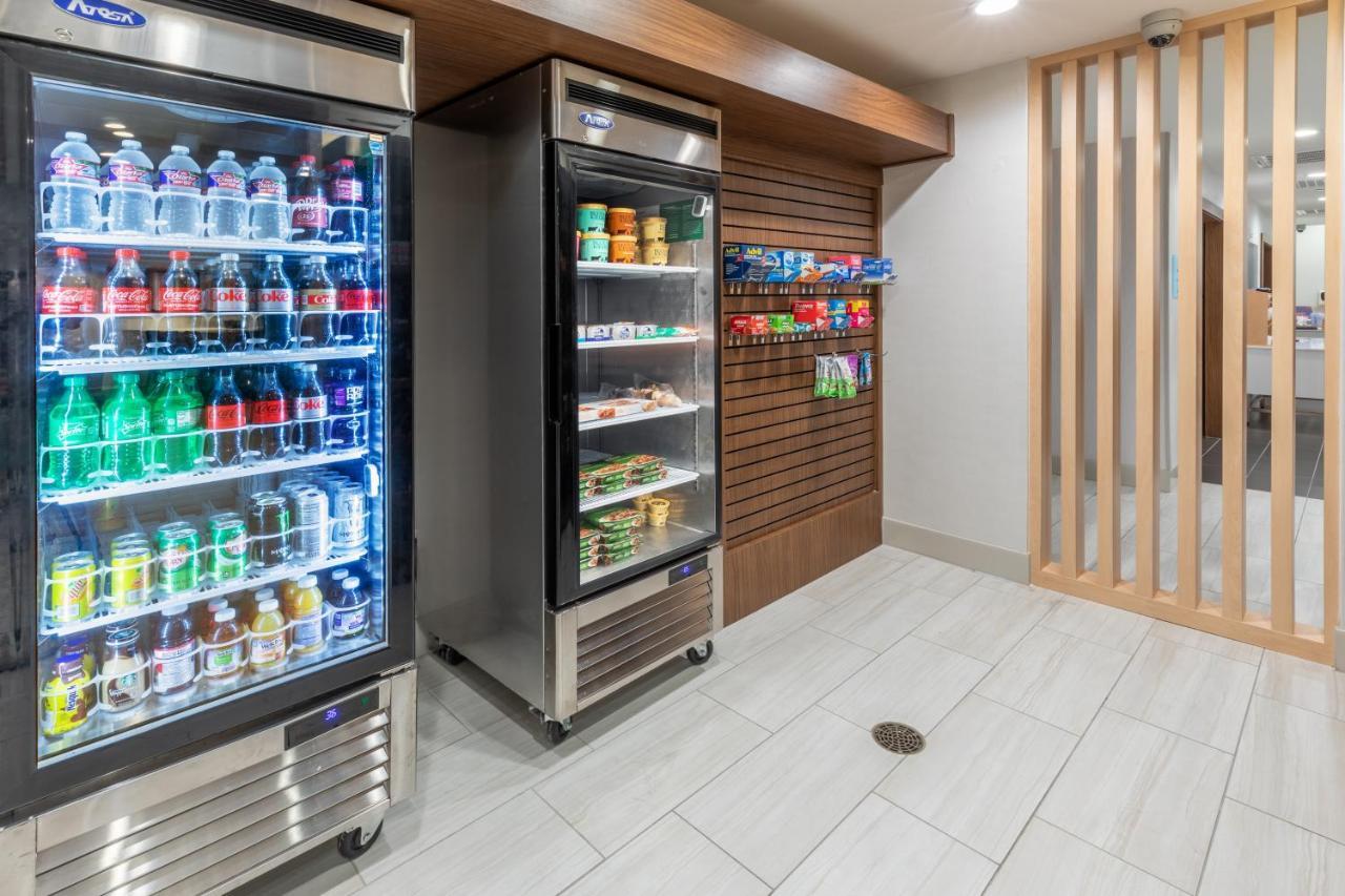 Holiday Inn Express & Suites - Stafford Nw - Sugar Land By Ihg Экстерьер фото